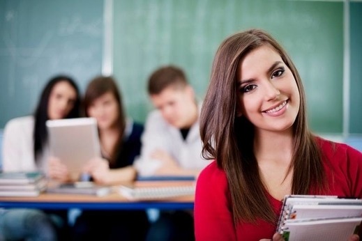 TOP 10 trường đại học ở Ba Lan và các mức lương trung bình cao nhất cho SV sau khi tốt nghiệp 1 năm (Phần I: các chuyên ngành: Quản trị, Tin học, Tâm lý, Kinh tế )